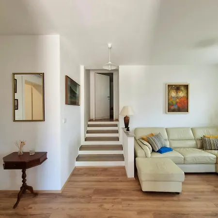 Hisa Rozmarin Apartmán Osp